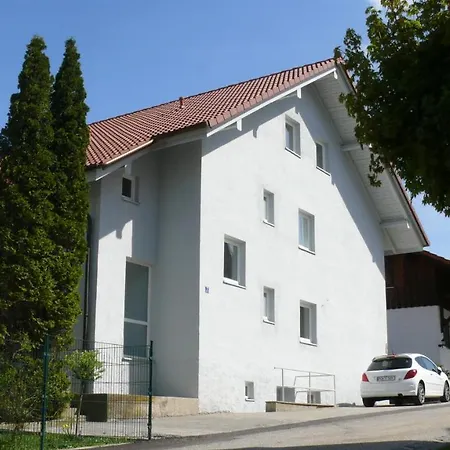 Gaestehaeuser Arnstorf