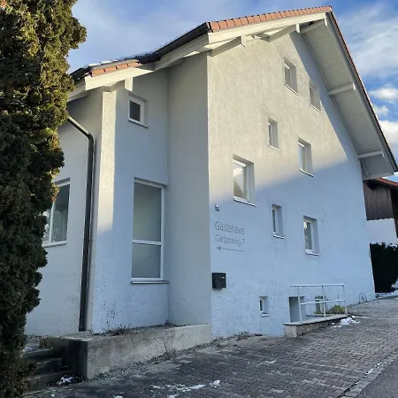 아파트 Gaestehaeuser *