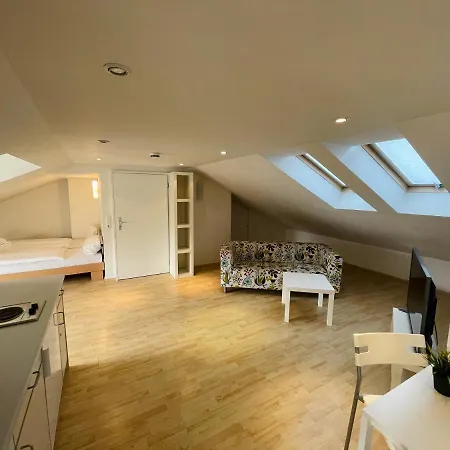 아파트 Gaestehaeuser